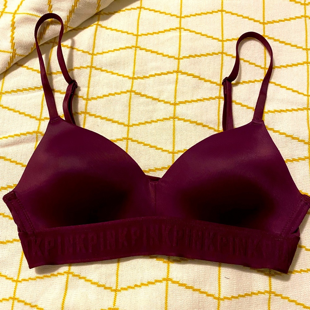 Last chance‼️PINK wear everywhere wireless bra, 32B, lightly lined